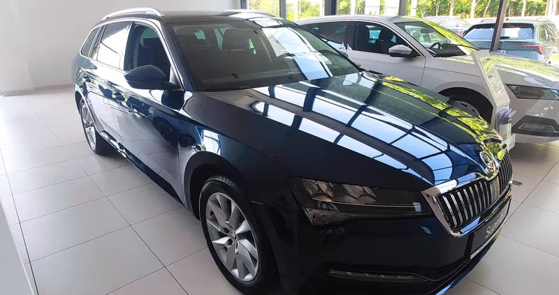 skoda superb Skoda Superb cena 173000 przebieg: 9, rok produkcji 2024 z Sieraków